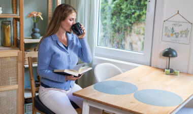 Richtig sitzen am Schreibtisch: Anleitung für schmerzfreies Arbeiten